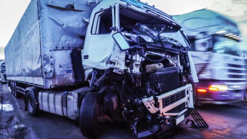 Factors to Consider when Selecting the Best Truck Accident Lawyer