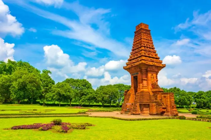 10 The Latest & Most Popular Tourist Attractions in Mojokerto